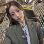 Hong Ji-yoon Instagram - 💜🌂