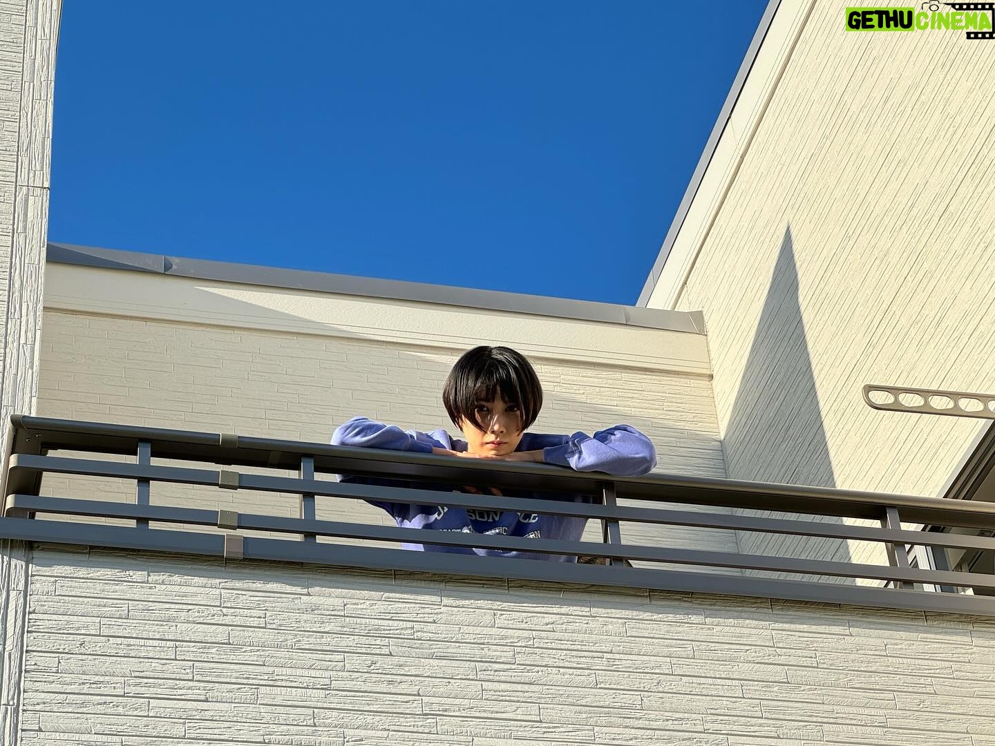 Honoka Matsumoto - 8.7K Likes - .
#自転しながら公転する
TVerでの全3話無料配信は1月18日(木)までです🪐
ぐるぐる悩むおみや、そして貫一さんを
見守っていただけると嬉しいです☺️
#藤原季節 さん
#松本穂香