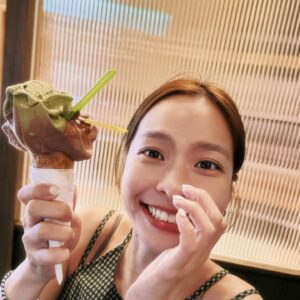 Hsing-Chen Yeh Instagram - 🗽✨ 包種茶與巧克力雙口味火把