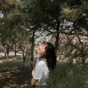 Hu Yixuan Instagram - -
是春天呢～
