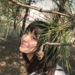 Hu Yixuan Instagram - -
是春天呢～