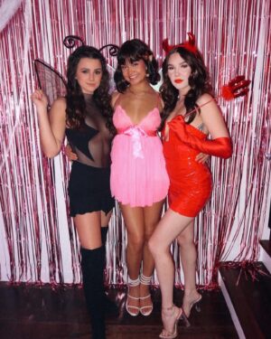 Hunter Deno Instagram - Happy Halloween from me and my favorite people 🦋