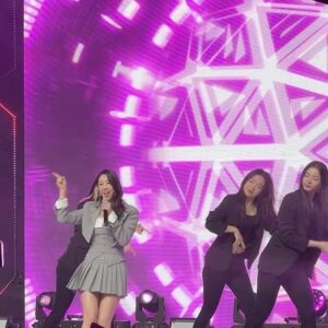 Hwang In-sun Instagram - 니가 말해봐 🎤 많이 살앙해주셔요 ❤️
#첫방
#심플리케이팝
#아리랑TV
#가수황인선
#니가말해봐