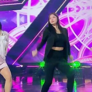 Hwang In-sun Instagram - MBC ON 트롯챔피언 💕
진짜 세상이쁜 무대 만들어주신 @lglaegis PD님 
너무나 감사합니다 ~ 🙇‍♀️오늘 너무나 행복했습니다 😭
아이돌 칼군무‼️열심히 더 만들어오겠슴돠 ~~ 🤣

오늘 봄처녀를 만들어주신
Makeup 현아부원장 @hapark123
Hair 시언부원장 @siunschool
@blow_cheongdam
요즘 너무나 애정합니다 슨생님들 ❤️❤️❤️

그리구 완전 팬인뎅... 👉👈드디어 인선님을!!
실물영접 신인선님 ‼️ @shin.in.sun 
어마무시한 (?) ㅋㅋ#신인선 님의 #플라멩고 에 
또한번 반하고 갑니다. 😍😍
이름이 같은 이유로 ㅋㅋ
저도 살짝쿵 껴서 영광이었습니다! 
트로트계의 인선‘s 많이 사랑해주세요 🙏
#트롯챔피언 
#mbcon트롯챔피언
#니가말해봐
#가수황인선
#트로트
#신곡