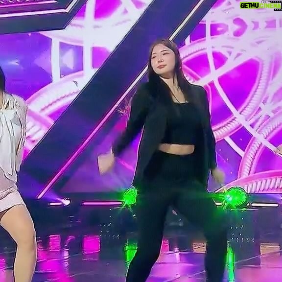 Hwang In-sun - 3 Likes - MBC ON 트롯챔피언 💕
진짜 세상이쁜 무대 만들어주신 @lglaegis PD님
너무나 감사합니다 ~ 🙇♀️오늘 너무나 행복했습니다 😭
아이돌 칼군무‼️열심히 더 만들어오겠슴돠 ~~ 🤣
오늘 봄처녀를 만들어주신
Makeup 현아부원장 @hapark123
Hair 시언부원장 @siunschool
@blow_cheongdam
요즘 너무나 애정합니다 슨생님들 ❤️❤️❤️
그리구 완전 팬인뎅... 👉👈드디어 인선님을!!
실물영접 신인선님 ‼️ @shin.in.sun
어마무시한 (?) ㅋㅋ#신인선 님의 #플라멩고 에
또한번 반하고 갑니다. 😍😍
이름이 같은 이유로 ㅋㅋ
저도 살짝쿵 껴서 영광이었습니다!
트로트계의 인선‘s 많이 사랑해주세요 🙏
#트롯챔피언
#mbcon트롯챔피언
#니가말해봐
#가수황인선
#트로트
#신곡