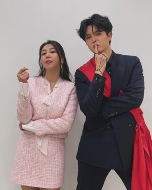 Hwang In-sun Instagram - MBC ON 트롯챔피언 💕
진짜 세상이쁜 무대 만들어주신 @lglaegis PD님 
너무나 감사합니다 ~ 🙇‍♀️오늘 너무나 행복했습니다 😭
아이돌 칼군무‼️열심히 더 만들어오겠슴돠 ~~ 🤣

오늘 봄처녀를 만들어주신
Makeup 현아부원장 @hapark123
Hair 시언부원장 @siunschool
@blow_cheongdam
요즘 너무나 애정합니다 슨생님들 ❤️❤️❤️

그리구 완전 팬인뎅... 👉👈드디어 인선님을!!
실물영접 신인선님 ‼️ @shin.in.sun 
어마무시한 (?) ㅋㅋ#신인선 님의 #플라멩고 에 
또한번 반하고 갑니다. 😍😍
이름이 같은 이유로 ㅋㅋ
저도 살짝쿵 껴서 영광이었습니다! 
트로트계의 인선‘s 많이 사랑해주세요 🙏
#트롯챔피언 
#mbcon트롯챔피언
#니가말해봐
#가수황인선
#트로트
#신곡
