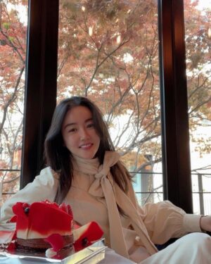Hwang Woo-seul-hye Instagram - ❣️