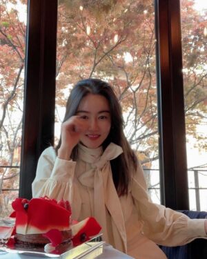 Hwang Woo-seul-hye Instagram - ❣️