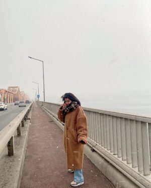 Hwang Woo-seul-hye Instagram - 눈올땐 쉬어야해요 ^*^☺️
