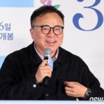 Hwang Bo-ra Instagram - #3일의휴가 시사를 보고 참 많이 울었습니다 모두에게 사랑받는 화려한 주인공은 아니지만 초라한 조연같아도 슬퍼할 필요없어요 영화속에서 충분히 따뜻한 친구를 한거같아 참 좋았습니다 함께한 배우 감독님덕분이 외롭지 않았습니다 감사합니다 12/6일 엄마손잡고 보러 가지 않을래요??