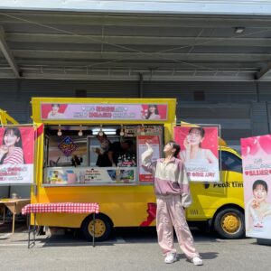 Hwang Bo-reum-byeol Instagram - 엘레나 덕분에 루나 힘내서 열촬했다요 ❕스태프분들 몫까지 두둑이 챙겨주셔서 감사해요💞🎀🩷
#엘레나 #사랑해