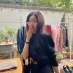 Hwang Seung-eon Instagram - 2022 머리도 길고 마스크도 쓰고 어린이날이라고 동생하고 밥먹던 시절