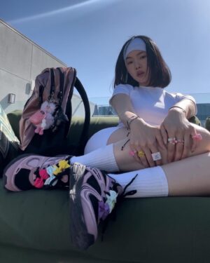 Hwang Seung-eon Instagram - 💝👟🎀🎨🌞🧚🏼‍♀️
#groundhogday with @fila_korea 💝
#AD#휠라 #운동화 #인터런 #휠라인터런