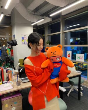 Hwang Seung-eon Instagram - resource