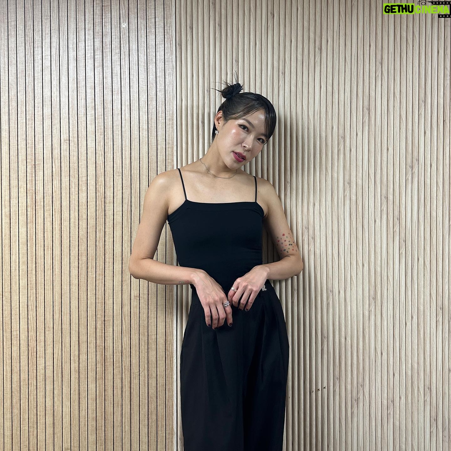Hyojin Choi Instagram - @csdf__ π₯ μ€λλ§μ λ°°ν μ¬μ¬λ₯Ό νκ³ μμ΅λλ€! @madman_park μ΄λν΄μ£Όμ
μ κ°μ¬ν΄μ! π νμ₯μμ μ΄μ¬ν μμν΄μ£Όμκ³ μ¦κ²¨μ£Όμ λ§μ λΆλ€κ» κ°μ¬λ립λλ€! μ§μ 보μ
μ μμκ² μ§λ§ μ΄λ κ² μΈμμ μΆ€ μμΆλ λμλ€μ΄ λ§λ΅λλ€! λνλ―Όκ΅ λμλ€μκ² μμΌλ‘ λ λ§μ κ΄μ¬ λΆνλλ €μπ λ€μνλ² μ°Έκ°μλΆλ€ , μ¬μ¬μμμ€λΉ λ€ @bboyhongten @jroctheskywalker @re.bel____ @primekingz_trix DJ,MC μ€λΉ @dulock87 @djsparrow__ μκ³ λ§μΌμ
¨μ΅λλ€ :) κ°μ λμλΌμ, κ·Έλ¦¬κ³ μ μ§μ
μ΄ λμλΌμ λ무λ무 ν볡ν©λλ€β¨