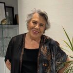 Işıl Yücesoy Instagram - Sevgiler… Harika bir hafta sonu geçsin . Hepimiz için .. 😇😇😇