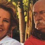 Işıl Yücesoy Instagram – Bütün gece anılarla boğuştum .. Hayırlara .Hani öylesine elime geçiverenler 💕💕💕