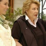 Işıl Yücesoy Instagram – Şöyle bir baktım da … Bir ömür… Hani öylesine gördüklerim 🙈🙈🙈😇😇😇😌😌😌