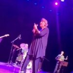 Işıl Yücesoy Instagram - Ah benim canlarım .. Ah benim hocalarım .. hepsi rahmet istedi dün geceki konserde 🙏🙏🙏