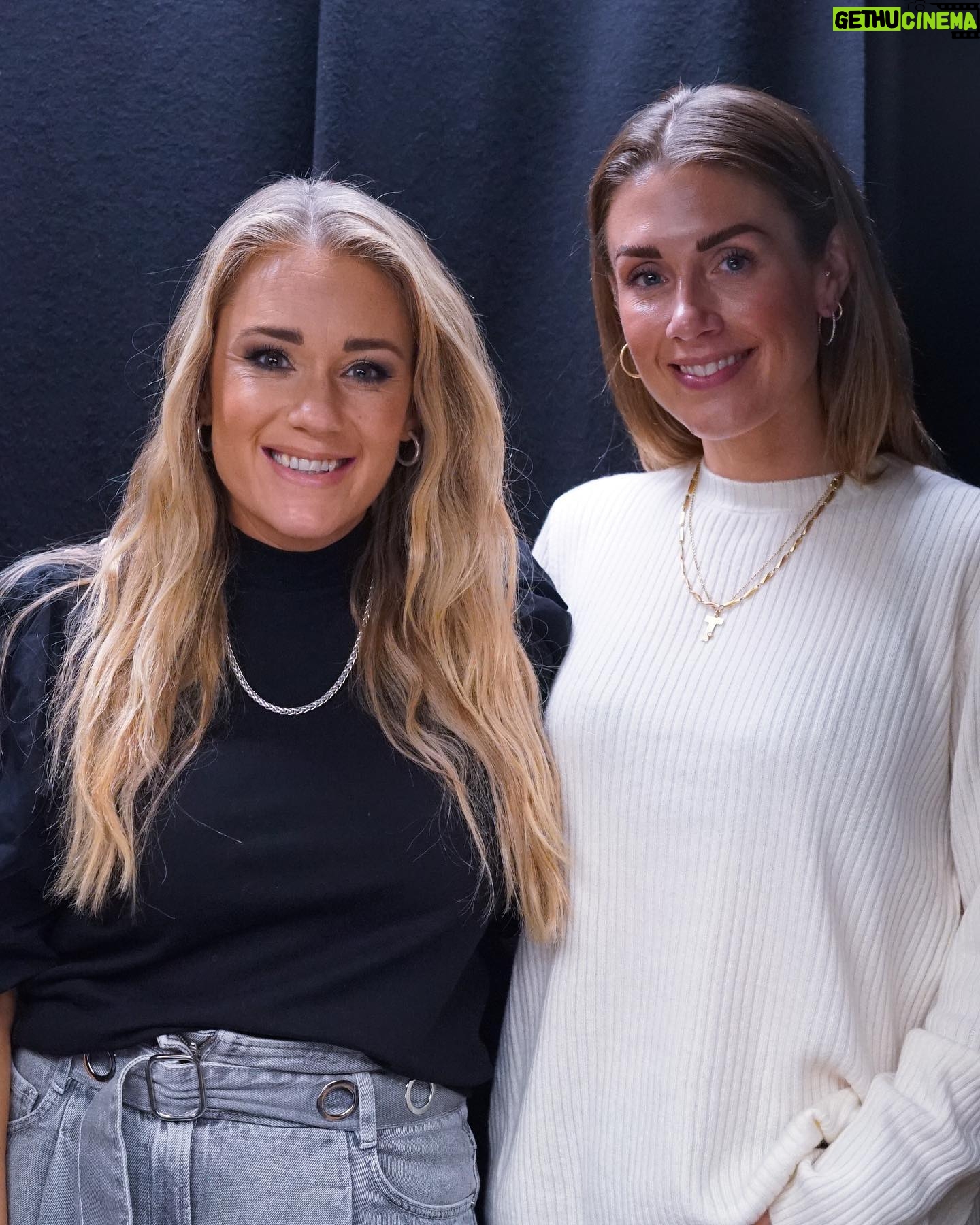 Ida Fladen Instagram - Endelig ny sesong, og første episode med Tone Damli kan du høre allerede nå😍 Fra og med neste uke vil Ida med hjertet i hånden høres eksklusivt hos Podme. Jeg har såå lyst til å fortsette å lage denne podcasten i lang tid fremover, og for å få til det, så er forutsigbarhet og trygge rammer viktig☺️ Vet flere av dere har vært takknemlige for at Ida med hjertet i hånden til nå har vært åpen, men da håper jeg det hjelper at jeg har ordnet så alle mine lyttere kan bruke Podme i to måneder helt gratis med koden «IDA»❤️ Håper skikkelig dere vil bli med videre for masse gode samtaler og nydelige gjester☺️