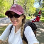 Ida Fladen Instagram – Gratulerer med dagen!!🇳🇴🥂 Denna spelaren trengte en hviledag, og jeg er faktisk 10/10 fornøyd med å feire årets nasjonaldag på et svaberg🧜‍♀️