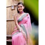 Idhika Paul Instagram – Prem me tohre…β¨
Outfit : @anushree_malhotra_designs
#sareefashion #designer #sareelove #designerwear #indianwear #sareeindia #sareelovers #mua #ethnicwear #ethniclook
#lifestyle #actorslife #actors #acting
#idhika_paul_official