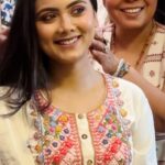 Idhika Paul Instagram - তুমি এমনি এমনি এসো...🍁🍁 #photoshoot #photography #bts #shootdiaries #shootdiaries #shootfilm #shootmode #designer #makeuplook #lifestyle #actorslife #actors #acting #lifegoals #shootouts📷 #idhika_paul_official