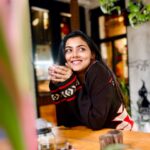 Idhika Paul Instagram - Fursaat ke Raat Din… #morningvibes #goodvibes #goodvibes #actorslife #lifestyle #styling #trendylook #trend #trendingnow #viralpost #viral #me #idhika_paul_official