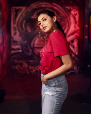 Idhika Paul Instagram - Make Room for the new madness! 🦋

#pictureoftheday #pictureperfect #picoftheday #picofday #picsart #picture_to_keep #photography #photoeveryday 
#actorslife #actor_jg #actorslife🎬 #shootlife 

#idhika_paul_official