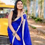 Idhika Paul Instagram - Lost within the Nostalgia… #kolkataphotography #kolkatagram #kolkatacity #kolkatastreets #streetstyle #sareefashion #fashiongram #fashionstyle #fashionlover #ethinicwear #sareeindia #idhika_paul_official