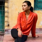 Idhika Paul Instagram – 🍁 🍁
#morningvibes #goodvibes #positivesoul #soul #outfit #casualstyle #casualwear #styling #shootdiaries #candidphotography #pictureoftheday #picoftheday
#idhika_paul_official