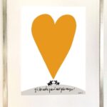 Ignacia Allamand Instagram – REMATE CERRADO!!! Muchas gracias ♥️♥️♥️♥️

¡Super mega híper remate a beneficio de @maitencilloadopta7257 !

Hola todos ¿Como están? 
Cómo les adelanté hace algunos días, con la @oliviaallamand_art queremos ayudar a @maitencilloadopta7257 que se encuentra en un momento crítico. 
La fundación se dedica a rescatar perros y cachorros en calidad de abandono y los cuida hasta encontrar un hogar definitivo, responsable, donde se les ame y se les esterilice, porque ese es el motivo principal que genera esta situación. Las personas no entienden que reproducir a sus perros es un acto de irresponsabilidad. Si tuviéramos esta conciencia, no existiría el problema. Asi de simple.
Entonces…. Para ayudar a cubrir los gastos de alimentación, vacunación, etc. 
Vamos a rematar estos dos prints firmados titulados “Conversación de perros” y “Perros y Hot dog” 
Miden 40 x 40 🐶♥️
El remate parte en $50.000 cada uno y puedes hacer tu oferta en los comentarios. ES MUY IMPORTANTE QUE DIGAS POR CUÁL DE LOS DOS ESTÁS OFERTANDO. Iremos actualizando la última oferta todo lo posible, pero ustedes pueden revisar también. Todo lo que se recaude será donado íntegramente a la fundación. Y además, se donará un 15% de toda la venta de prints de temática perruna hasta el 31 de julio. ¿Se entiende? 
Es fundamental que sigas nuestras cuentas para ofertar, y que te comprometas. 
El remate termina el domingo a las 23:59 😉
En el link de mi biografía puedes entrar a ver los otros prints de perritos que también participan, o directamente en la web www.oliviaallamand.com sección “Perros”. 
¿Que más? Solo personas de Chile, sorry por eso 🥲
Desliza para ver el detalle de los cuadros 😊
Gracias a todos.
Espero que se entusiasmen. 
Y no olviden tomar agüita ✌🏼