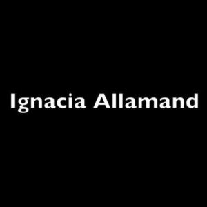 Ignacia Allamand Instagram - ¡Hola todos! ¿Cómo están? Yo muy feliz porque ayer con mi amado y talentosisimo hijo adoptivo @nick_bolt (Si todavía no conoce la música de este Dios del Olimpo corra a su perfil) actualizamos mi reel (Un reel es como un resumen de el trabajo audiovisual de un actor) y estoy en llamas con el resultado 🔥🔥🔥
Agregamos todo el material nuevo y sacamos algunas cosas que ya estaban de cumpleaños 🥳 
Me pone muy feliz poder compartir mi trabajo com ustedes, siempre me apoyan en todo lo que hago con la mejor vibra y eso lo agradezco infinito 🙏🏼
Deslice para verlo completo 🙃

- Knock Knock 
- El dragón 
- Hazlo como hombre 
- Desenfrenadas 
- Aftershock
- Una mujer sin filtro 
- LIKE
-The green inferno 
- Sin filtro 

Contacto: @alepalomera1 @palomeragroup 

Si eres actriz/actor y necesitas hacer o actualizar tu reel, mándame DM y con Nick lo trabajamos por ti 😉 (¿Como le vamos a poner a nuestra pyme @nick_bolt ?)

Abrazo enorme, tomen agüita y cuéntenme... ¿Cual de estos personajes les gusta más? Los leo ♥️
