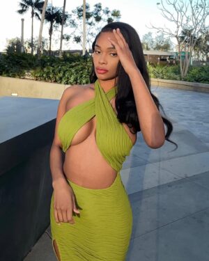 Ika Wong Instagram - 📍Los Angeles