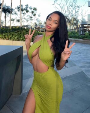 Ika Wong Instagram - 📍Los Angeles