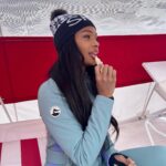 Ika Wong Instagram - Me every 5 mins in Aspen 💀 @modelistemagazine @pixibeauty