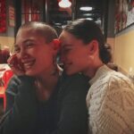 Ilayda Çevik Instagram - Hep söylüyorum yine söyleyeceğim, sen benim 1-0 önde başlama sebebimsin. İyi ki doğdun seni her şeyden çok seviyorum Melisa ❤️🌹💋🥂 #lilsis