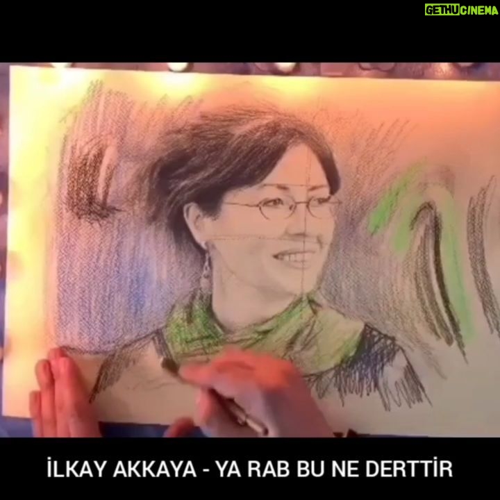 İlkay Akkaya - 7.3K Likes - Ellerin Dert Görmesin @karakalemengin .
.
.
.
#türkü #şarkı #müzik #müzikkutusu #istanbul #ilkayakkaya #şiirsokakta #youtube #spotify #video #müzikvideo #instagood #instamusic #şarkısözleri #kızılırmak #karakalem #art #resim #artwork #sanat #çizim #sketch #portre #karakalemengin