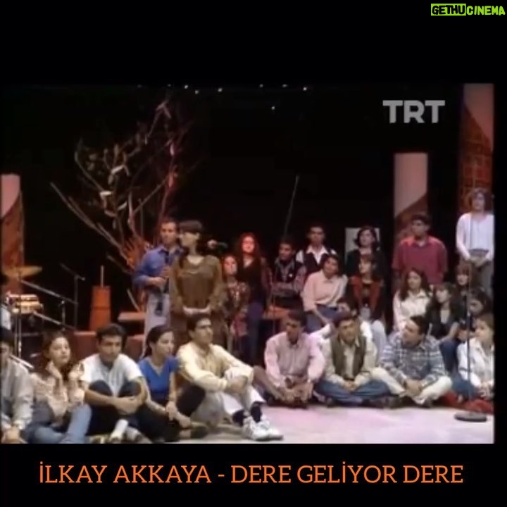 İlkay Akkaya - 6.2K Likes - BİR ZAMANLAR TRT VOL- 2
İLKAY AKKAYA -DERE GELİYOR DERE
#müzik #müzikkutusu #şarkı #ilkayakkaya #istanbul