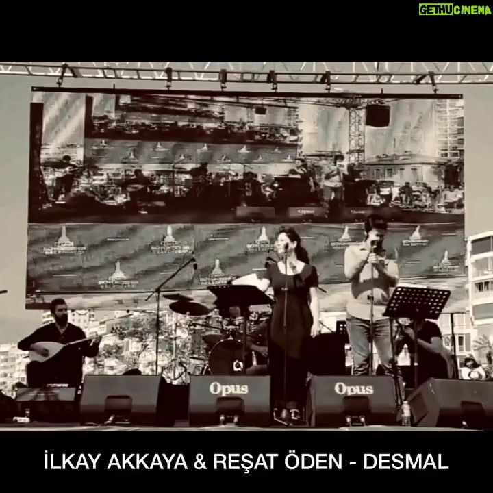 İlkay Akkaya - 3.7K Likes - İLKAY AKKAYA & REŞAT ÖDEN - DESMAL @resatoden
Yer İzmir Gündoğdu Meydanı
Günlerden 1 Mayıs 🌱 .
#ilkayakkaya #reşatöden #konser #müzik #müzikkutusu #izmir #instamusic #instagood #şarkı