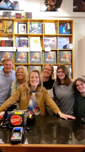 Ilse DeLange Instagram - Instores! Deel 2