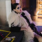 Ilse Salas Instagram - ¿Quieren hablar de política? Hablemos de #cabaret . ¿NO quieren hablar de política ? ¡HABLEMOS de #cabaret ! Esta obra no es apta para mentes retrógradas que no miran al mundo de frente HOY. 📸 @emiliovaldes55 💜 p.d. El mensaje es real. En el 2024. El mundo que no avanza…