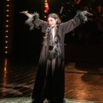 Ilse Salas Instagram - A esta #sallybowles le quedan 4 semanas pero la fiesta ,la rebeldía y la fuerza de @cabaretmexico CONTINÚAN y cada vez más potente y más hermosa. 🙌🏽❤️ 🙌🏽¡A gozar este regalo!. Vengan a celebrar conmigo, o ke ase? 😎