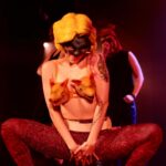 Ilse Salas Instagram - Rebeldía, sexo, música y política … ¡¡¡I’m in!!! Nos vemos hoy 5pm y 8:30pm ¡ súbale , hay lugar ! 💃🏻🕺🏻🪩🍍 @teatroinsurgentes @cabaretmexico