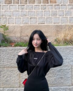 Actress Im Min-su HD Instagram Photos and Wallpapers April 2024