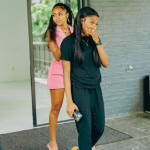 Imani Lewis Instagram - “INTRO” MUSIC VIDEO OUT NOW!!!🔋🔋🔋🔋🔋🔋WHATS YOUR FAV LYRIC FROM INTRO?!?🫣🫣🫣💚🖤💚🖤💚🖤💚🖤💚🖤💚🖤💚🖤💚🖤💚🖤💚🖤💚🖤💚 #Ready4Mocha #Ready4Intro