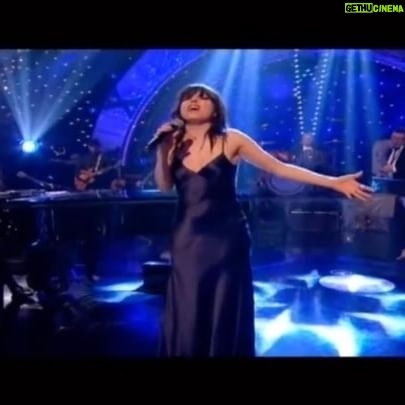Imelda May Instagram - I’m over the moon to be joining the delightful Jools Holland and his 19 piece Rhythm & Blues Orchestra on some shows of their new tour starting in Liverpool tonight!!!! If you need your spirits to be lifted to the heavens for a couple of hours then come join me, Jools, @rubyturner_soul and @tobyleeguitar for a joyous moment. Love Imelda x For all dates and tickets visit Jools Holland Website @joolshollandofficial