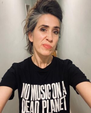 Imogen Heap Instagram - #NOMUSICONADEADPLANET @musicdeclares