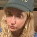 Imogen Poots Instagram – Happy Birthday to @olreid thank you Clare Stone for our caps and for capturing the zevia grape moment, the beverage that simply won’t quit. Told Noah to grab a woman’s purse, all makes sense, congratulations to us, happy new year.