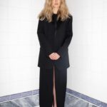Imogen Poots Instagram - Cor Blimey that was fun @behindtheblinds shot by great @jaimelopezcano with a beautiful bunch @lisahoughton @bentalbott @nailsbynadiabx @marcodrammis @dominikradomsky #outerrange